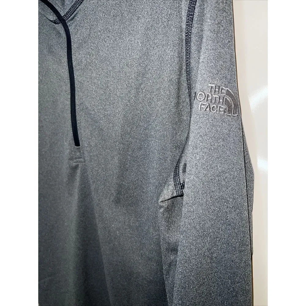 The North Face Men's Urban Navy Heather Tech Quarter-Zip SKU: NF0A3LHB-NVY Large